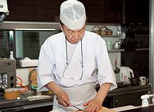 本格派の和食でありながら、心がほっこりする味をつくる料理人の齋藤岳穂さん