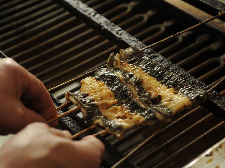 鰻の仕入れから調理まで、すべて店主がじっくり行っています
