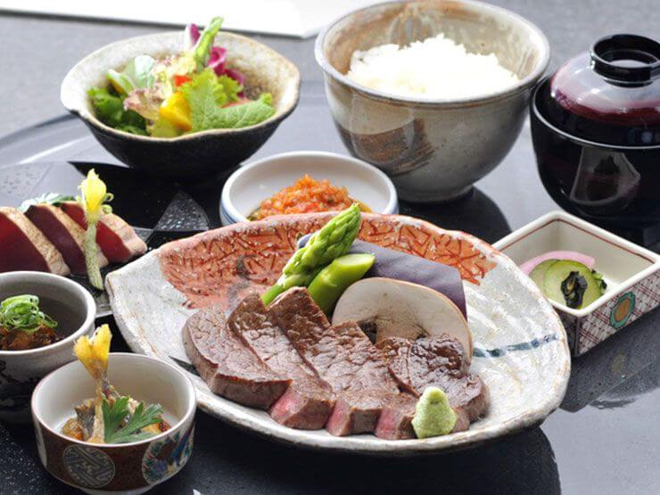 女性限定ランチコース「アクアマリン～甘い宝石箱～」5000円