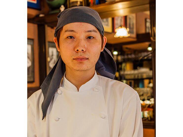 中華の料理人だった父の背中を追い料理の道を進み、現在は「フレンチの面白さに夢中」という宮元一成 氏