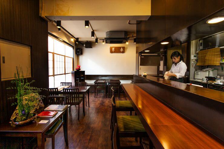 あえてシンプルにまとめたインテリア