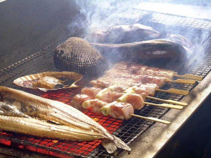 海鮮から肉、野菜まで厳選した素材を豊富にご用意