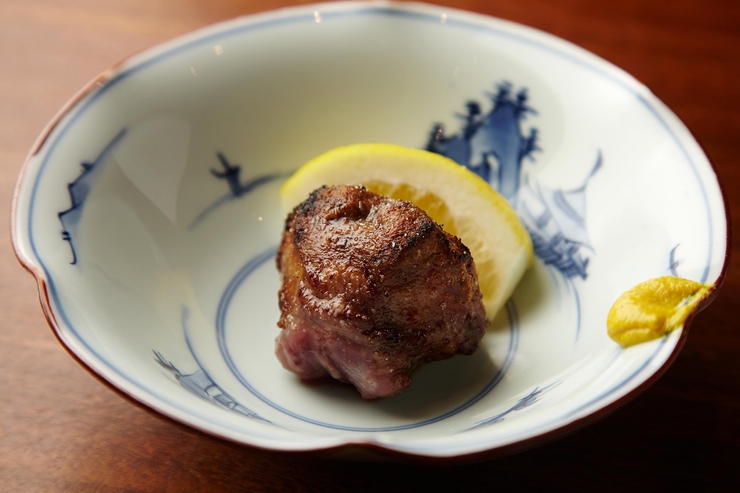 上タン