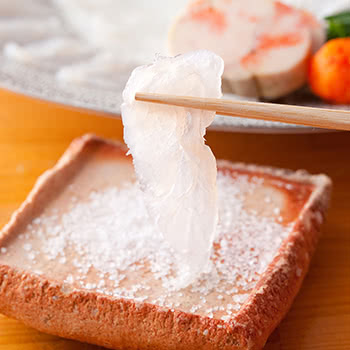 贅沢な冬の味覚「ふぐ」